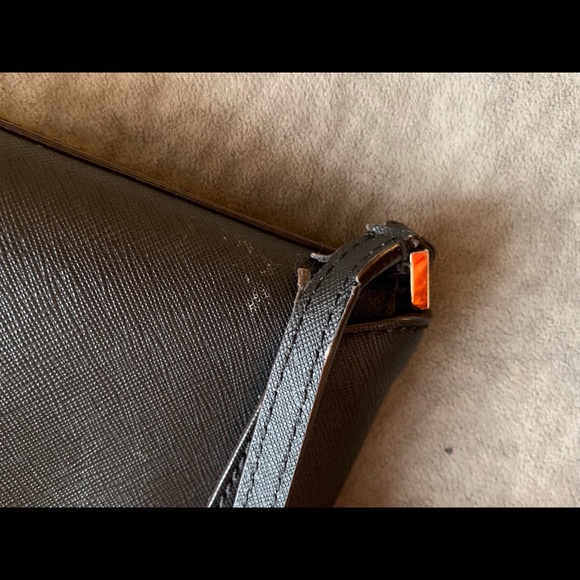 Kate Spade Side purse - Picture 2 of 7